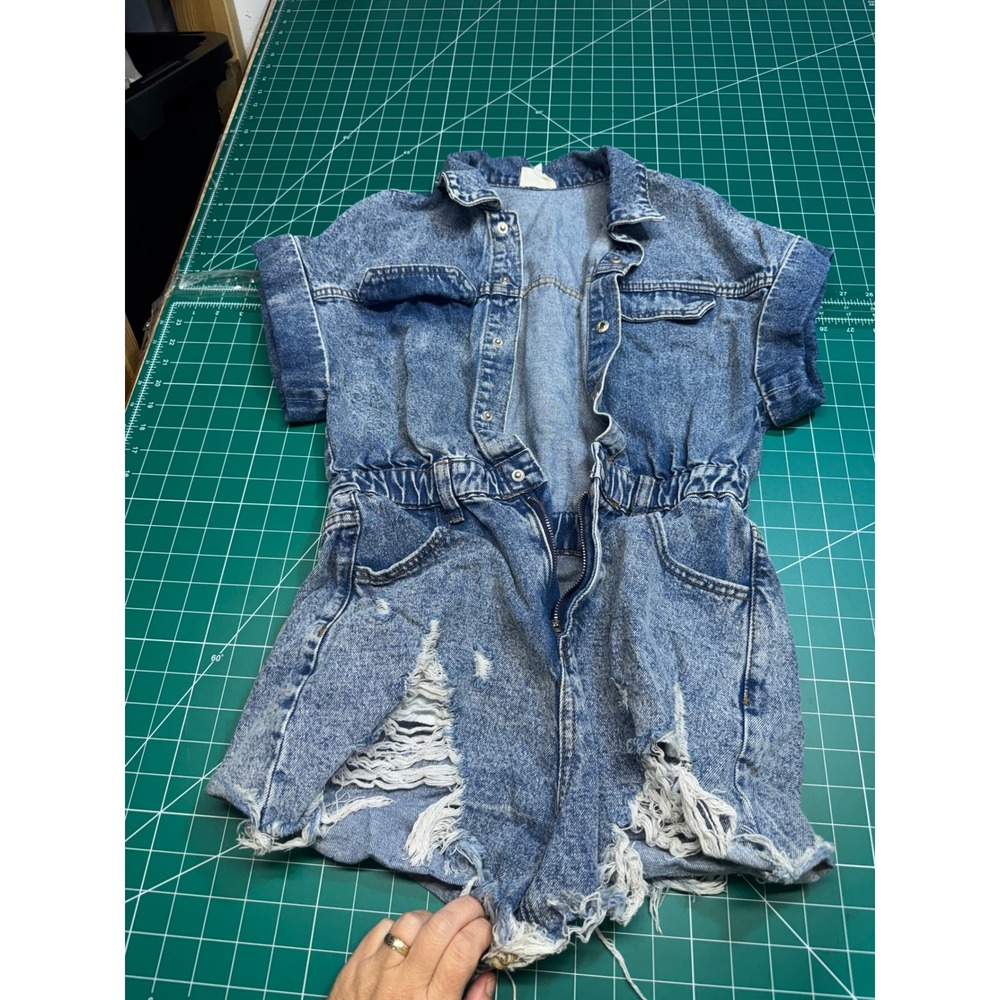 BIBI Womens Distressed Denim Romper Medium Wash Short Sleeve Elastic Waist Small